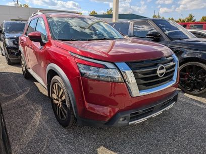 Used 2023 Nissan Pathfinder Platinum