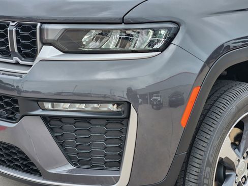 New 2026 Jeep Grand Cherokee L Limited AWD/4WD image 10
