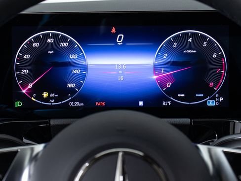 New 2025 Mercedes-Benz GLA 250 4MATIC image 21