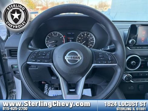 Used 2022 Nissan Sentra S image 16