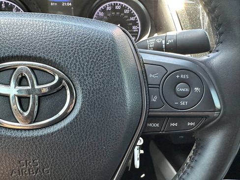 Used 2023 Toyota Camry SE FWD image 27