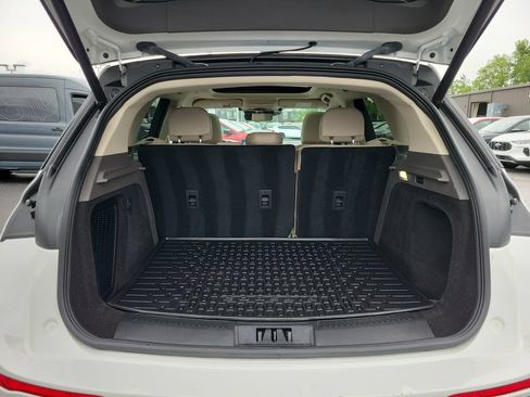 Certified 2023 Lincoln Corsair AWD w/ Equipment Group 101A image 10