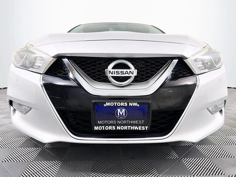 Used 2016 Nissan Maxima Platinum FWD image 2