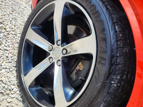 Used 2016 Dodge Challenger R/T Plus RWD image 4