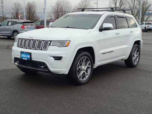 Used 2020 Jeep Grand Cherokee Overland image 1