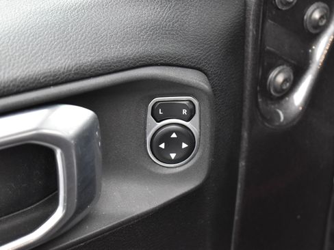 Used 2020 Jeep Wrangler Unlimited Sport S image 10