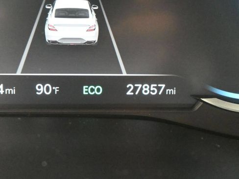 Used 2025 Genesis G70 2.5T RWD image 34