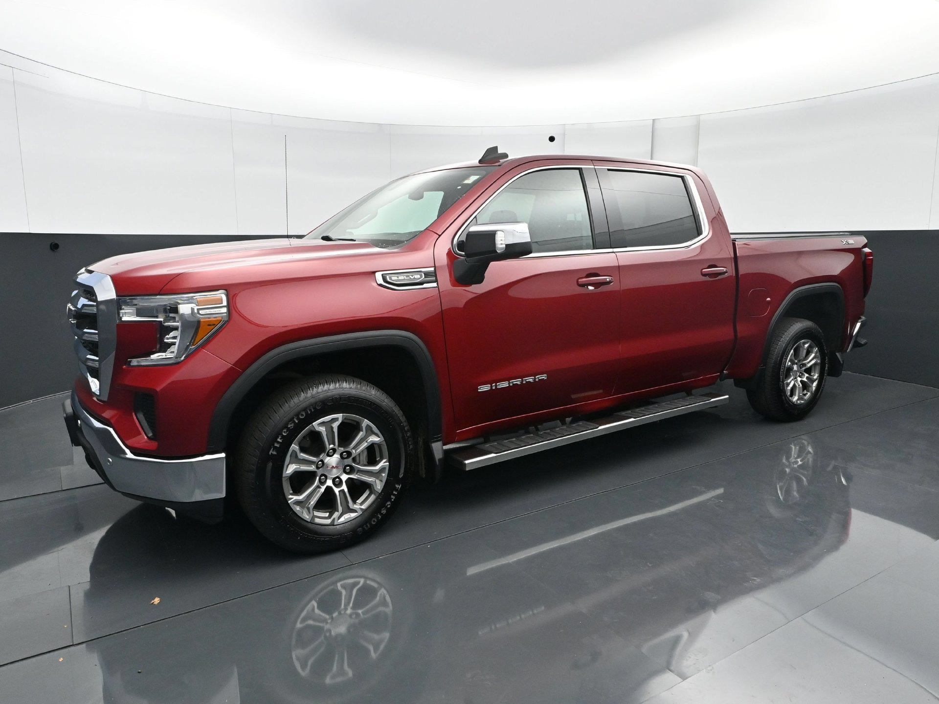 Used 2020 GMC Sierra 1500 SLE w/ SLE Value Package AWD/4WD image 2