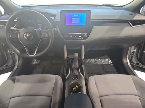 Used 2024 Toyota Corolla Cross AWD Hybrid w/ Moonroof Package image 9