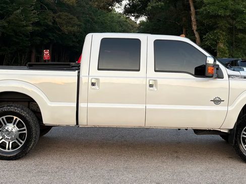 Used 2015 Ford F250 Platinum AWD/4WD image 56
