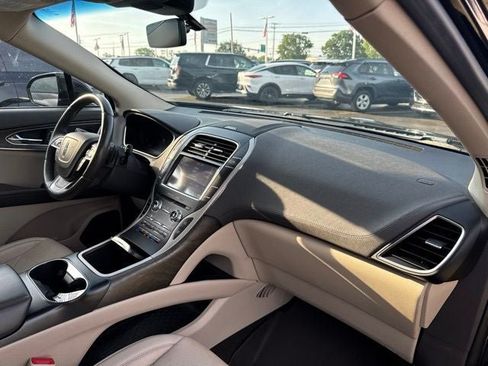 Used 2020 Lincoln Nautilus Reserve AWD/4WD image 29