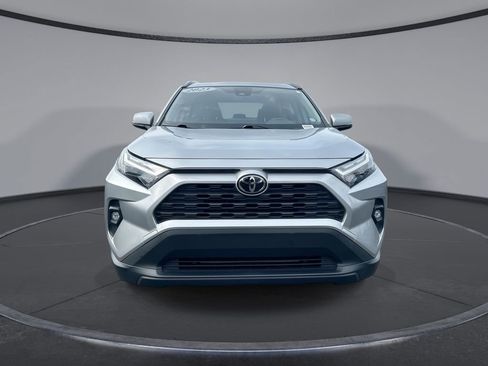 Used 2023 Toyota RAV4 XLE Premium FWD image 18
