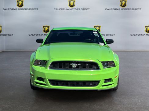 Used 2013 Ford Mustang Coupe image 8