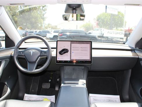 Used 2023 Tesla Model Y Long Range AWD/4WD image 20