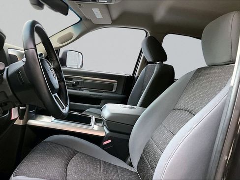 Used 2014 RAM 2500 SLT w/ Luxury Group image 20