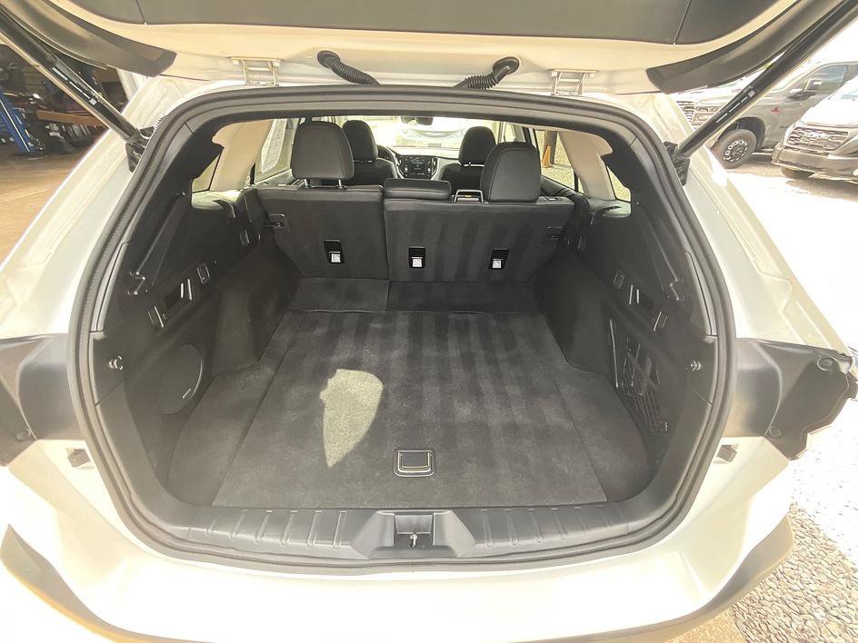 Used 2024 Subaru Outback Onyx Edition XT AWD/4WD image 8