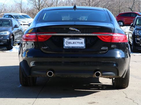 Used 2016 Jaguar XF Prestige image 10