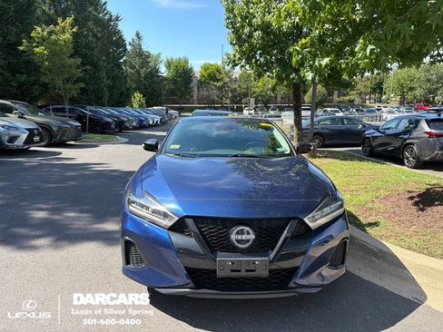 Used 2023 Nissan Maxima SV w/ Floor Mat Group FWD image 1