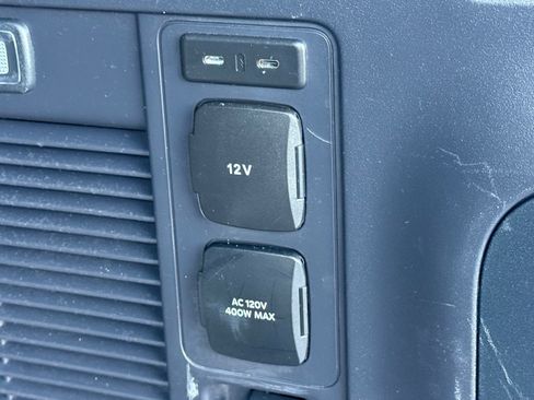 Used 2025 Ford Expedition Platinum AWD/4WD image 47