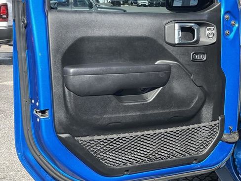 Used 2021 Jeep Gladiator Sport image 14