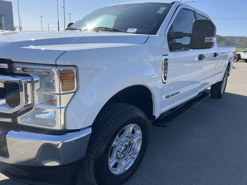 Used 2022 Ford F250 XLT image 11