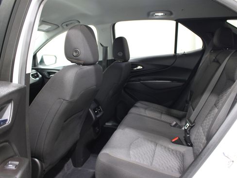 Used 2021 Chevrolet Equinox LT w/ LPO, Cargo Package AWD/4WD image 21