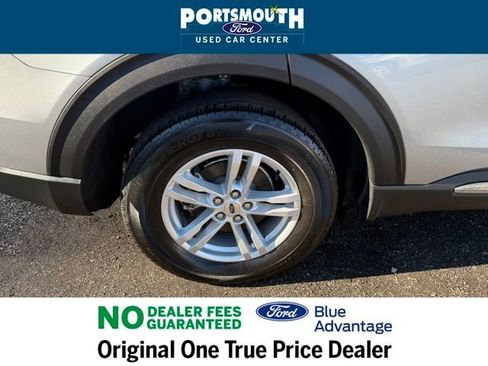 Certified 2022 Ford Explorer XLT w/ Equipment Group 202A image 30
