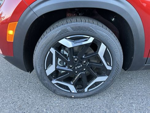 New 2026 Kia Seltos SX image 9