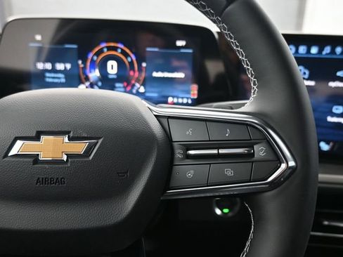 New 2026 Chevrolet Traverse LT w/ Enhanced Driving Package image 17