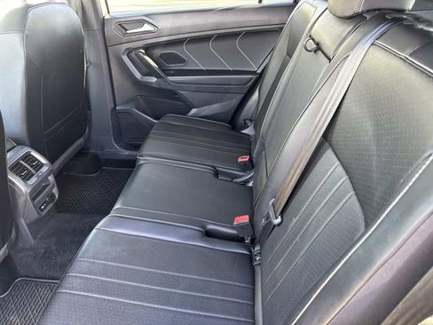 Used 2023 Volkswagen Tiguan SE R-Line image 23