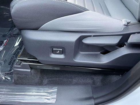 New 2025 Toyota Tacoma TRD Off-Road image 30