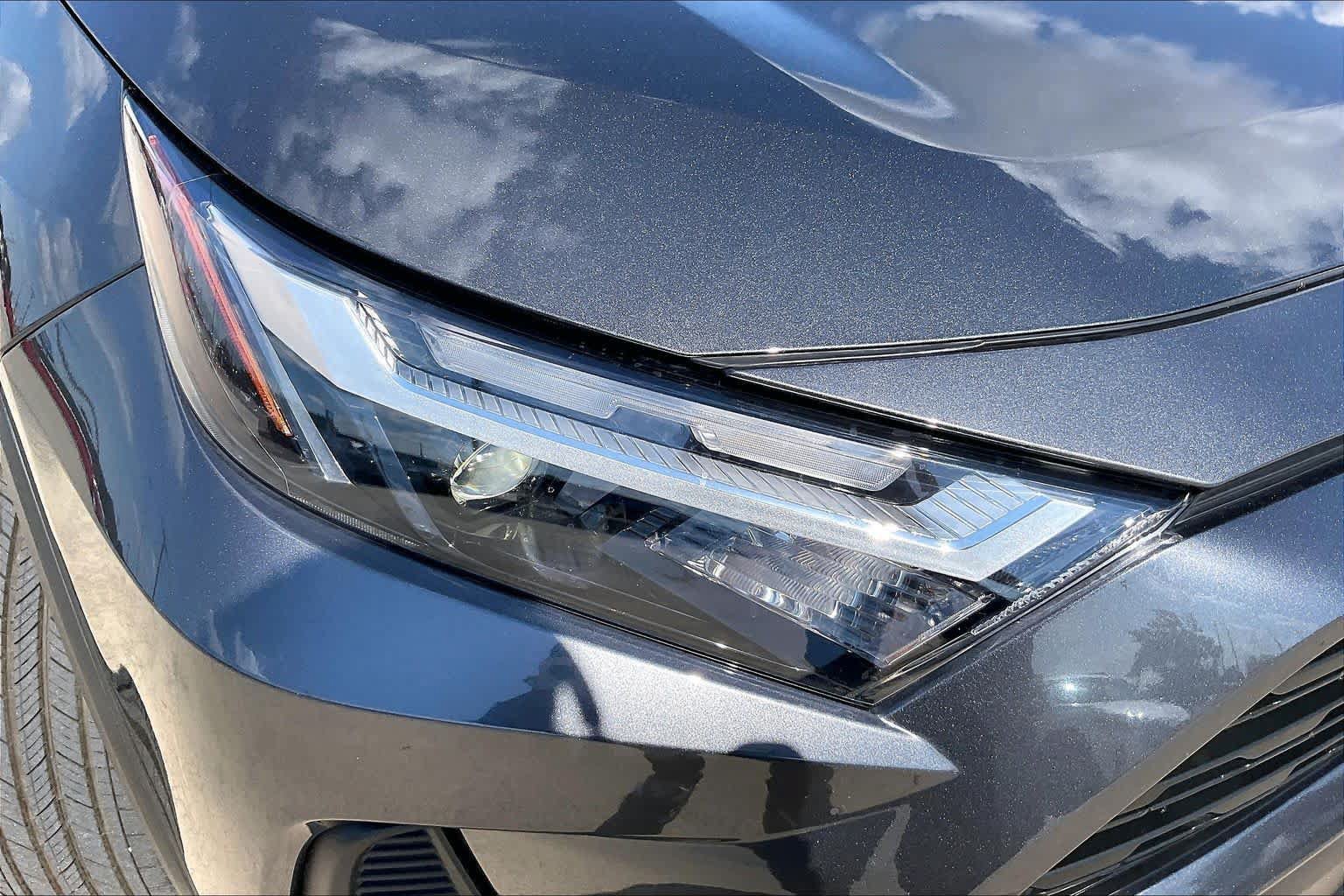 Used 2023 Toyota RAV4 XLE w/ Convenience Package AWD/4WD image 27