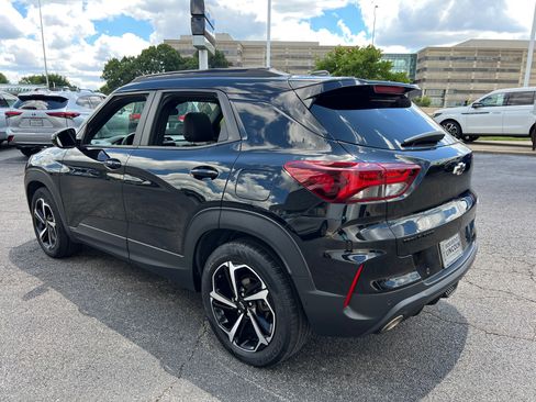 Used 2021 Chevrolet TrailBlazer RS w/ Sun and Liftgate Package FWD image 5