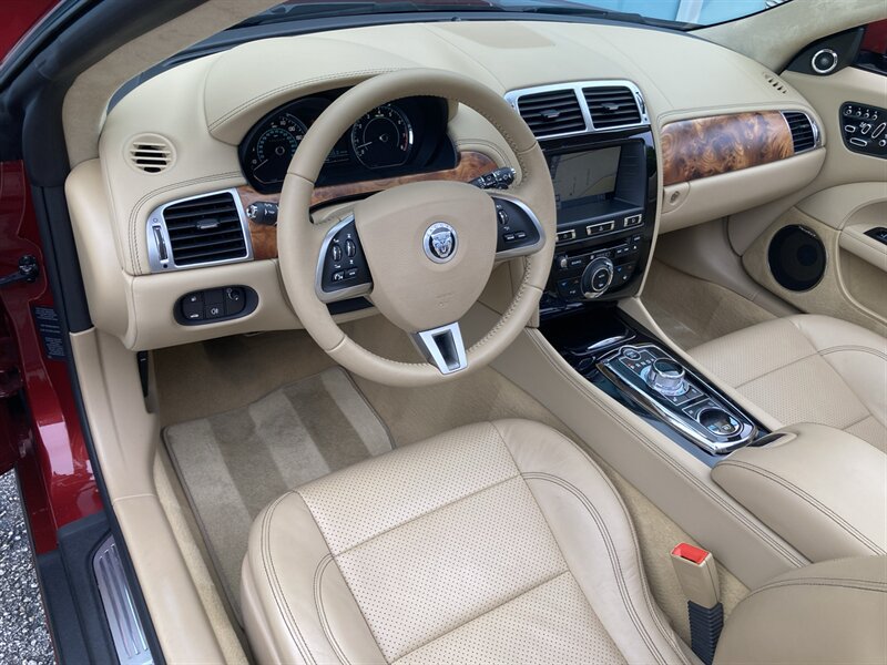Used 2012 Jaguar XK Convertible RWD image 18