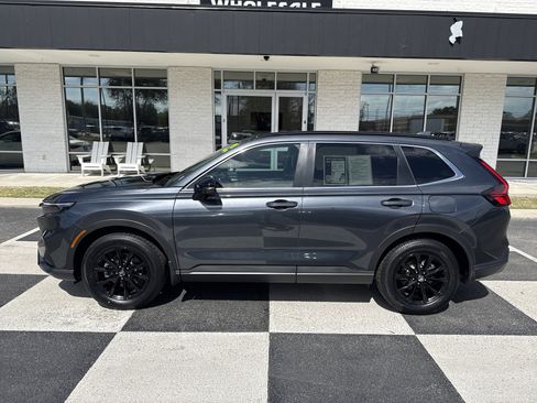 Used 2025 Honda CR-V Sport-L image 1