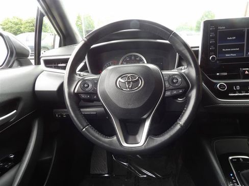 Used 2021 Toyota Corolla SE w/ SE Preferred Package FWD image 19