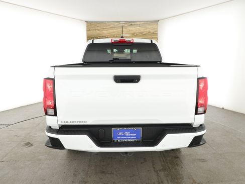 Used 2026 Chevrolet Colorado LT RWD image 4