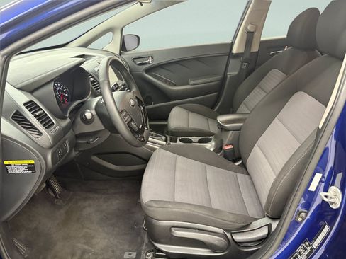 Used 2018 Kia Forte S FWD image 9