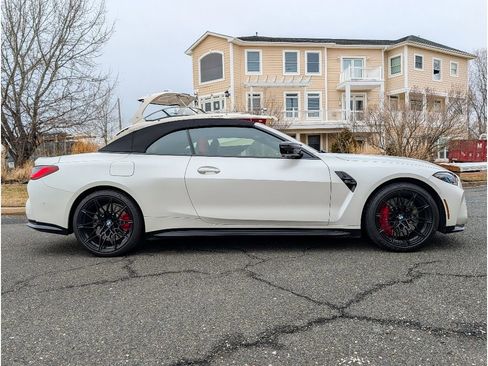 Used 2023 BMW M4 xDrive Competition w/ M Carbon Exterior Package image 5