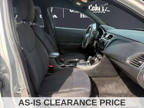 Used 2012 Chrysler 200 LX FWD image 15