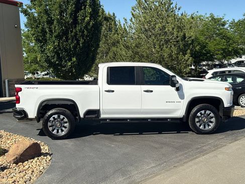Used 2022 Chevrolet Silverado 2500 Custom w/ Custom Value Package AWD/4WD image 42