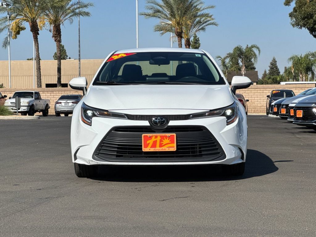 Used 2024 Toyota Corolla LE FWD image 8