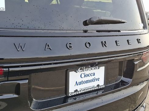 New 2025 Jeep Wagoneer Series II w/ Premium Group I AWD/4WD image 19