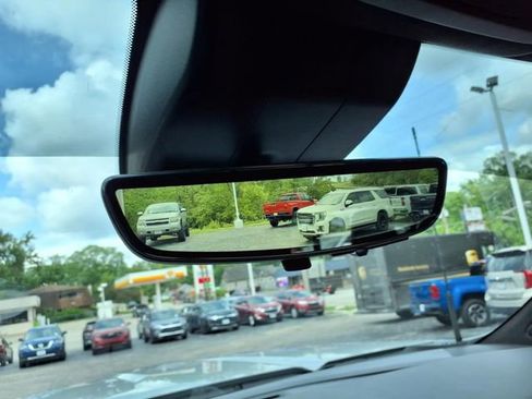 Used 2024 GMC Sierra 2500 AT4X image 34