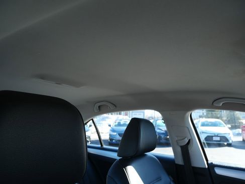 Used 2014 Volkswagen Jetta SE image 17