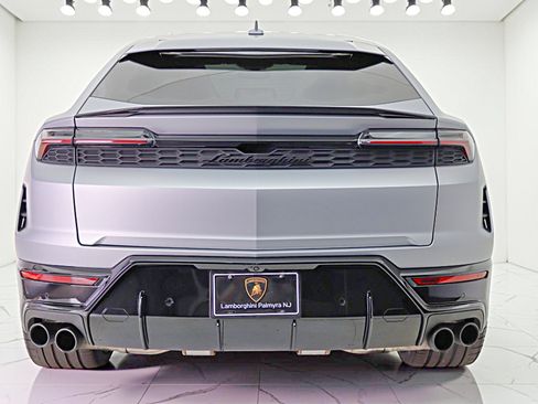 Used 2025 Lamborghini Urus SE AWD/4WD image 10