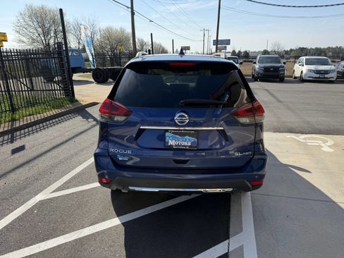 Used 2020 Nissan Rogue SL image 5