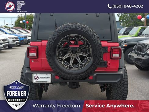 Used 2024 Jeep Wrangler Unlimited Sport AWD/4WD image 5