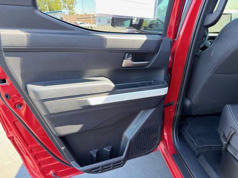 Used 2024 Toyota Tacoma TRD Sport w/ TRD Sport Upgrade Package RWD image 22
