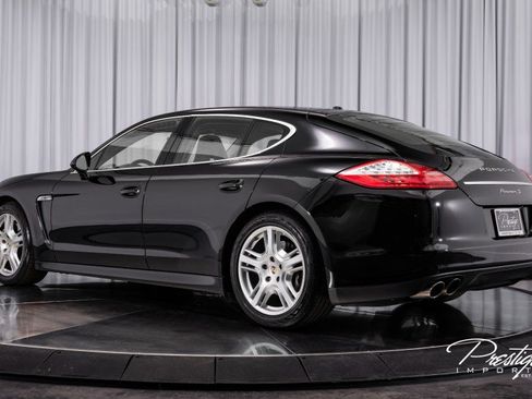 Used 2010 Porsche Panamera S image 10